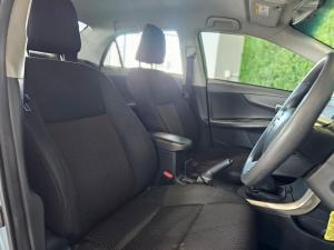 Toyota Corolla Quest 1.6 - Image 12