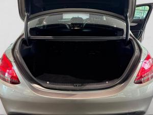 Mercedes-Benz C-Class C200 - Image 9