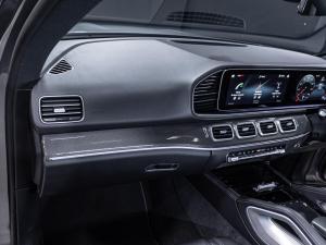 Mercedes-Benz GLE GLE400d 4Matic - Image 9