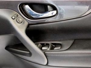 Nissan X-Trail 2.5 4x4 Acenta Tech - Image 21