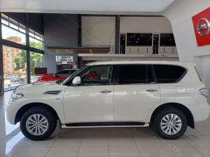 Nissan Patrol 5.6 V8 LE Premium 4WD - Image 9