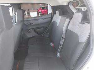 Renault Kwid 1.0 Evolution - Image 17