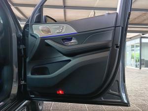 Mercedes-Benz GLE GLE300d 4Matic - Image 9