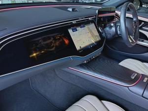 Mercedes-Benz E-Class E220d Avantgarde - Image 13