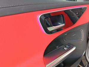 Mercedes-Benz C-Class C200 Avantgarde - Image 17