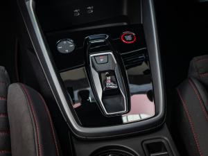 Audi RS3 Sportback quattro Carbon Edition - Image 20