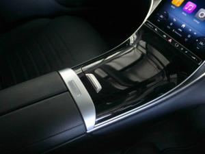 Mercedes-Benz GLC GLC300d coupe 4Matic Avantgarde - Image 11