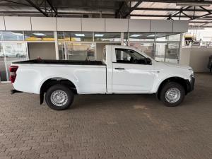Isuzu D-Max 1.9TD single cab L manual - Image 3