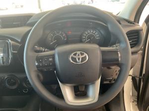 Toyota Hilux 2.4GD-6 double cab 4x4 SR - Image 8