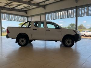 Toyota Hilux 2.4GD-6 double cab 4x4 SR - Image 3