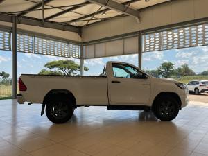 Toyota Hilux 2.4GD-6 single cab Raider auto - Image 3