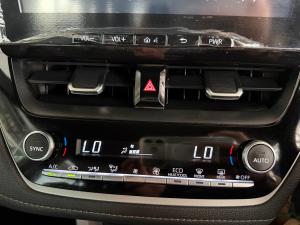 Toyota Corolla Cross 1.8 HEV XR - Image 14