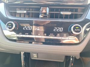 Toyota Corolla Cross 1.8 Hybrid GR-Sport - Image 15