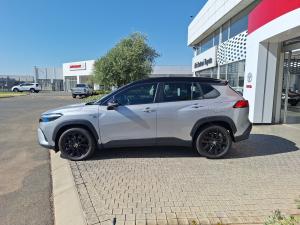 Toyota Corolla Cross 1.8 Hybrid GR-Sport - Image 22