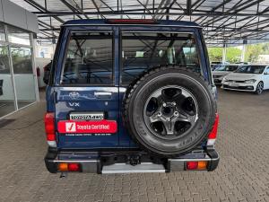 Toyota Land Cruiser 76 2.8GD-6 station wagon VX - Image 5