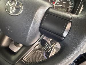 Toyota Land Cruiser 76 2.8GD-6 station wagon VX - Image 10