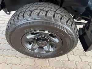 Toyota Land Cruiser 76 2.8GD-6 station wagon VX - Image 19