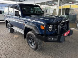 Toyota Land Cruiser 76 2.8GD-6 station wagon VX - Image 1