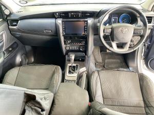 Toyota Fortuner 2.8GD-6 4X4 automatic - Image 6