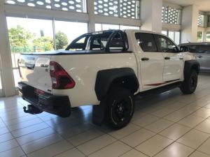 Toyota Hilux 2.8 GD-6 GR-S 4X4 automaticD/C - Image 2