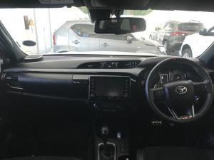 Toyota Hilux 2.8 GD-6 GR-S 4X4 automaticD/C - Image 6