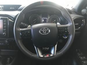 Toyota Hilux 2.8 GD-6 GR-S 4X4 automaticD/C - Image 8