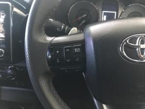 Toyota Hilux 2.8 GD-6 GR-S 4X4 automaticD/C - Image 9