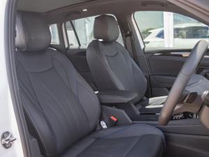 Volkswagen Tiguan 2.0TDI R-Line 4Motion - Image 5