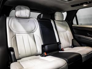 Land Rover Range Rover Sport D350 Autobiography - Image 16