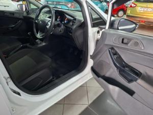 Ford Fiesta 5-door 1.4 Ambiente (aircon+audio) - Image 7