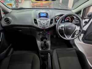 Ford Fiesta 5-door 1.4 Ambiente (aircon+audio) - Image 9