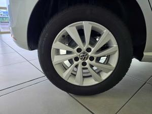 Volkswagen Polo Vivo hatch 1.6 Life - Image 20