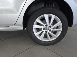 Volkswagen Polo Vivo hatch 1.6 Life - Image 21