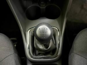 Volkswagen Polo Vivo hatch 1.4 - Image 5