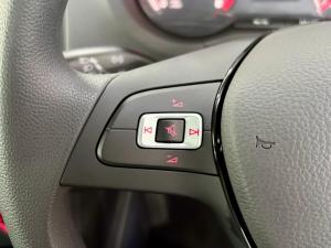 Volkswagen Polo Vivo hatch 1.4 Life - Image 9