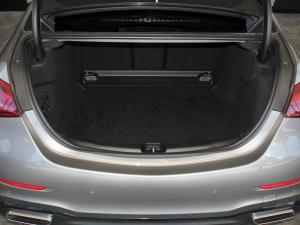 Mercedes-Benz C-Class C220d Avantgarde - Image 9