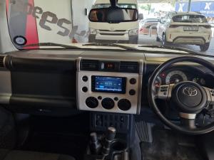 Toyota FJ Cruiser FJ Cruiser - Image 18