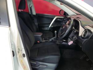 Toyota RAV4 2.0 GX - Image 12