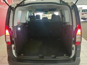 Volkswagen Caddy Maxi Kombi 2.0TDI - Image 18