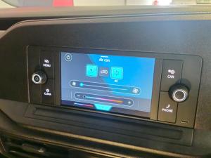 Volkswagen Caddy Maxi Kombi 2.0TDI - Image 20