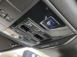 Volkswagen T-Roc 2.0TSI 4Motion R-Line - Image 33