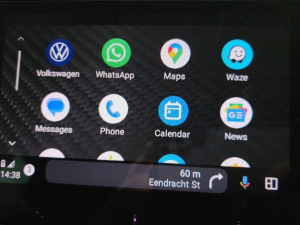 Volkswagen T-Roc 2.0TSI 4Motion R-Line - Image 9