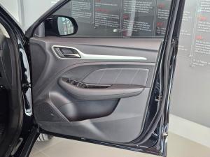 MG ZS 1.5 Luxury - Image 19