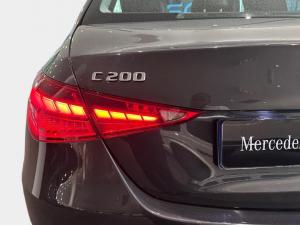 Mercedes-Benz C-Class C200 Avantgarde - Image 17
