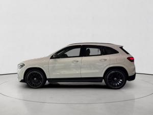 Mercedes-Benz GLA GLA200 Progressive - Image 4