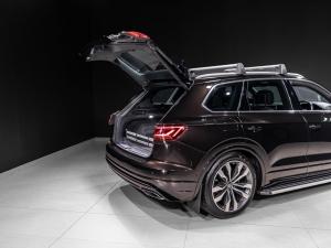 Volkswagen Touareg V6 TDI Executive R-Line - Image 26