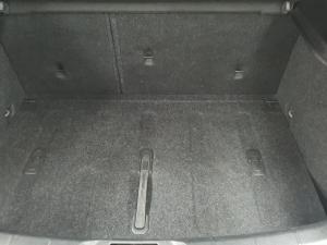 Volvo V40 D2 Inscription - Image 12