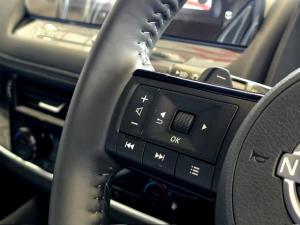 Nissan X-Trail 2.5 Acenta Plus 4WD - Image 12