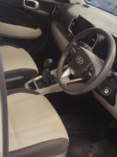 Hyundai Venue 1.2 Premium - Image 11
