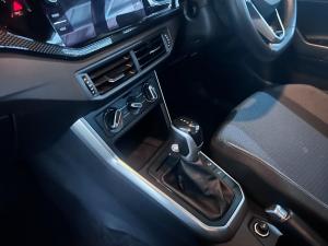 Volkswagen Polo hatch 1.0TSI Life auto - Image 8